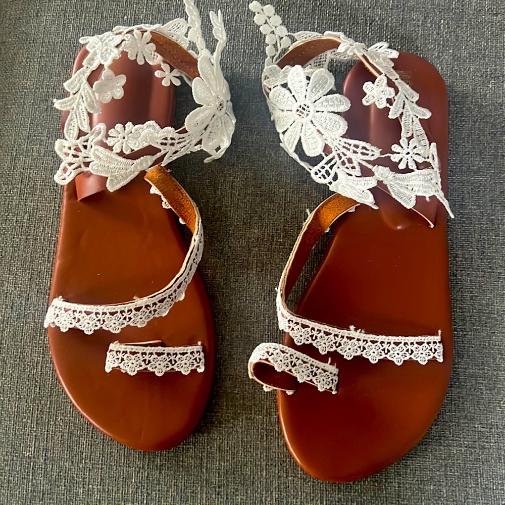New never warn sandals